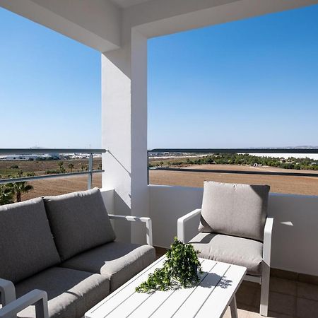 Appartamento The Saline Views Makenzy Larnaca Esterno foto
