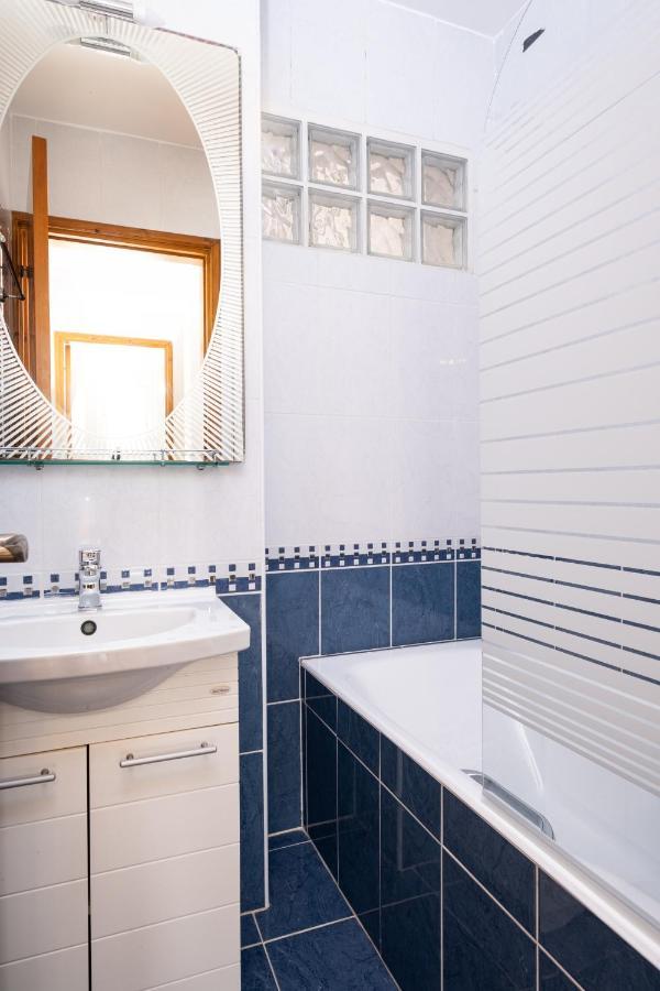 Appartamento The Saline Views Makenzy Larnaca Esterno foto